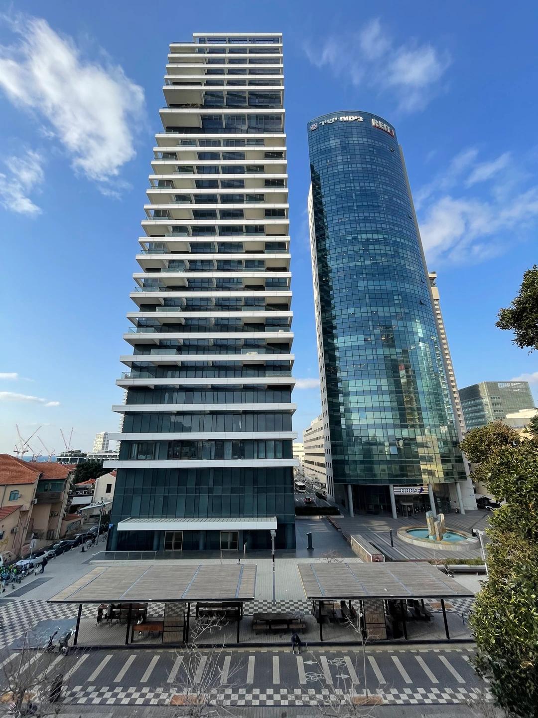 1 Rothschild Tower - Tel Aviv